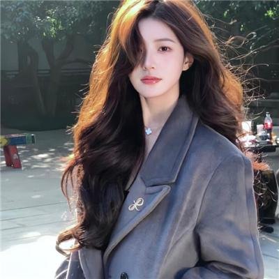 夹缝中活着，小春